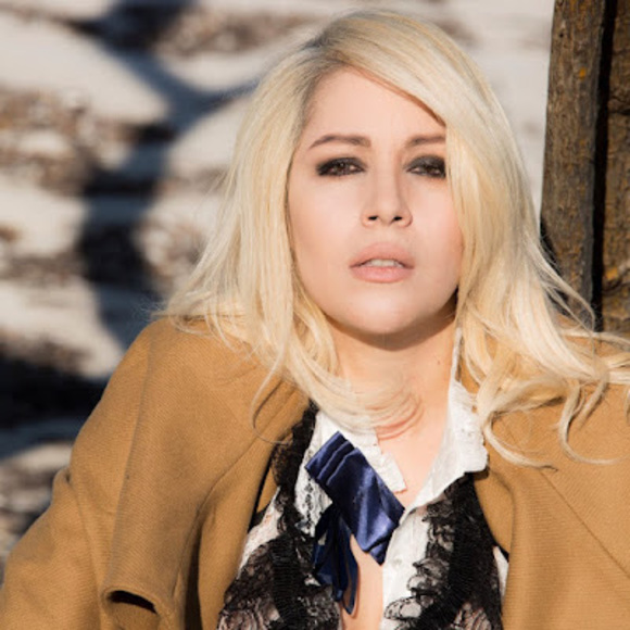 Meet your Posher, Nena - Picture 1 of 1